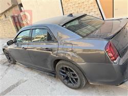 کرایسلەر 300